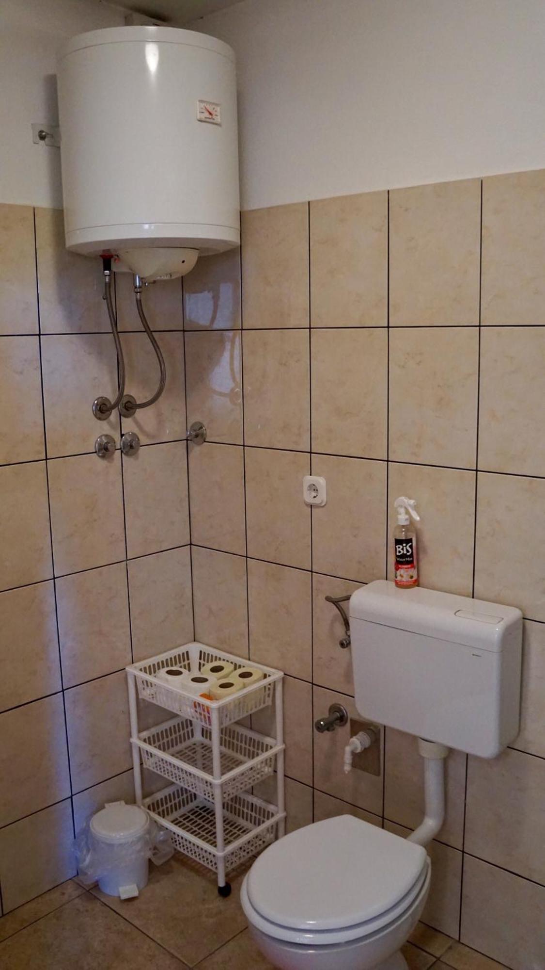 Apartments Niksa Kastelan أوميس المظهر الخارجي الصورة