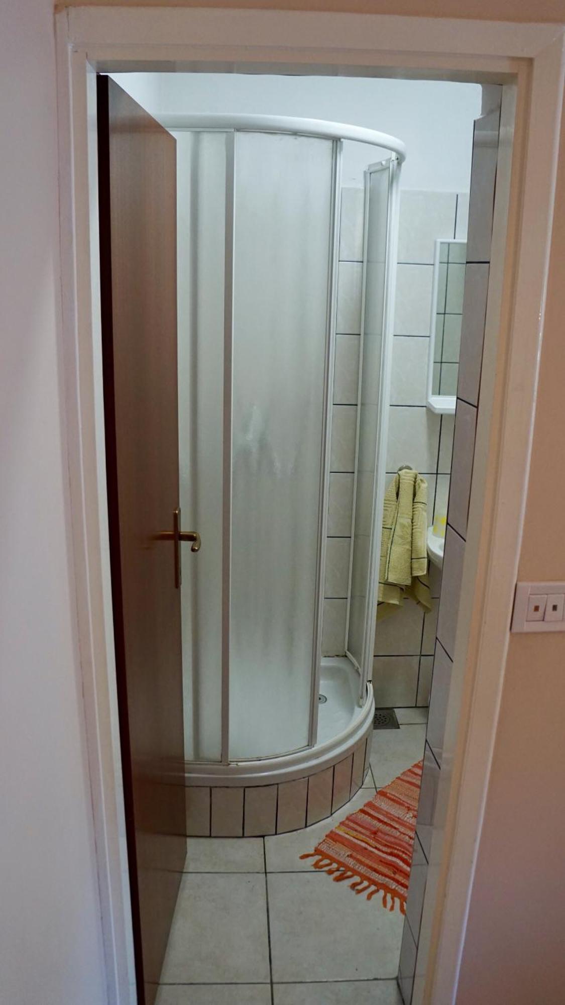 Apartments Niksa Kastelan أوميس المظهر الخارجي الصورة